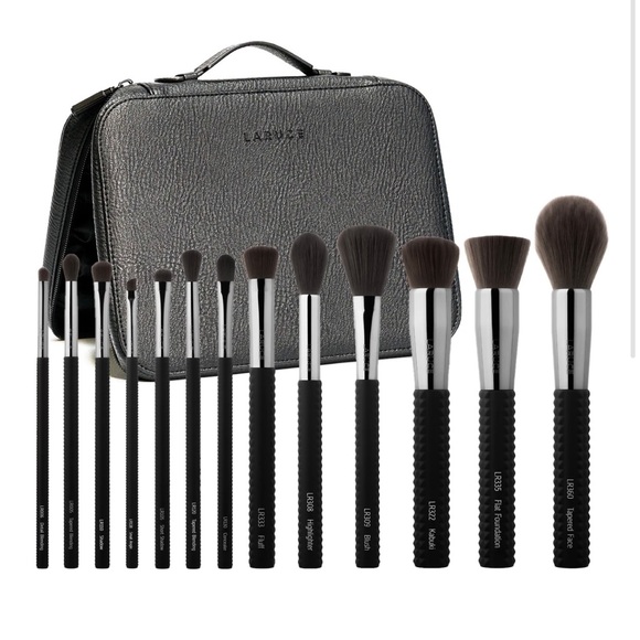 Laruce Ann brush set - Vegan - Picture 1 of 10